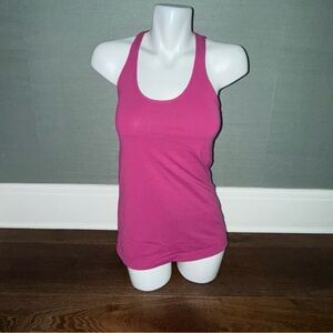 Lululemon fuchsia Racerback Tank Top long size 6 , 14”PTP